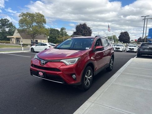 Used 2016 Toyota RAV4 XLE image 7