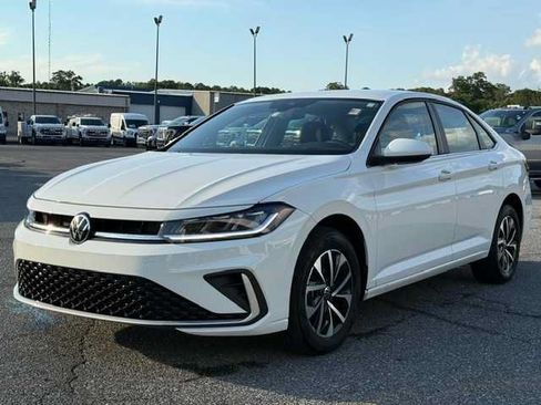 Used 2025 Volkswagen Jetta S FWD image 10