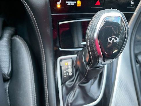 Used 2020 INFINITI Q50 Sport image 17