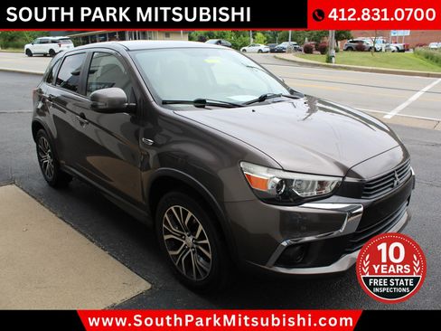 Used 2017 Mitsubishi Outlander Sport ES AWD/4WD image 5