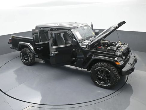 Used 2024 Jeep Gladiator Sport image 74