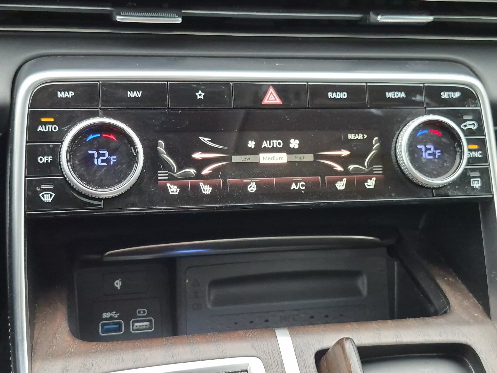 Used 2022 Genesis GV80 3.5T Advanced + AWD/4WD image 24