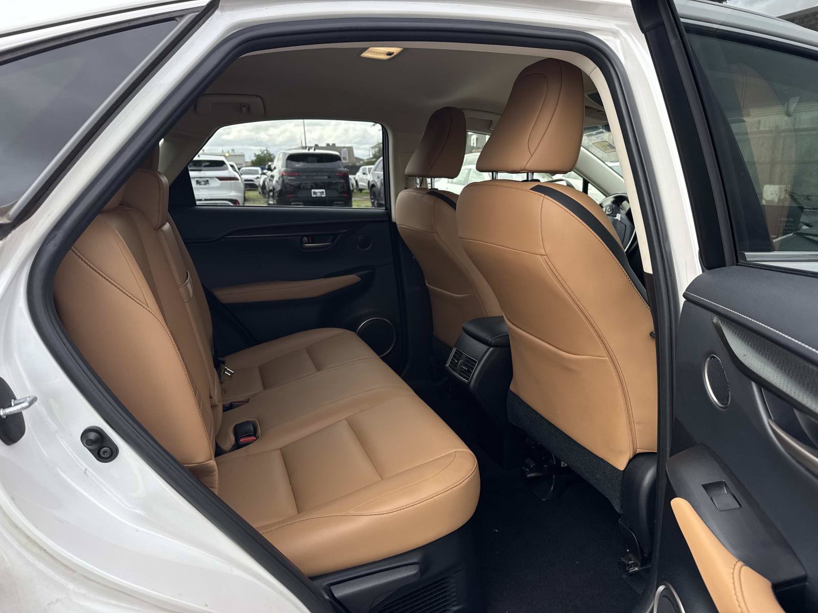 Used 2016 Lexus NX 200t FWD image 9