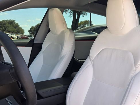 Used 2025 Tesla Model 3 Long Range RWD image 13