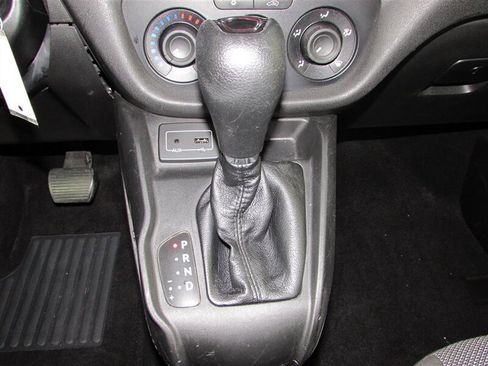 Used 2018 RAM ProMaster City Tradesman image 31