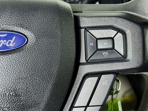 Used 2017 Ford F250 XLT w/ Snow Plow Prep Package image 14