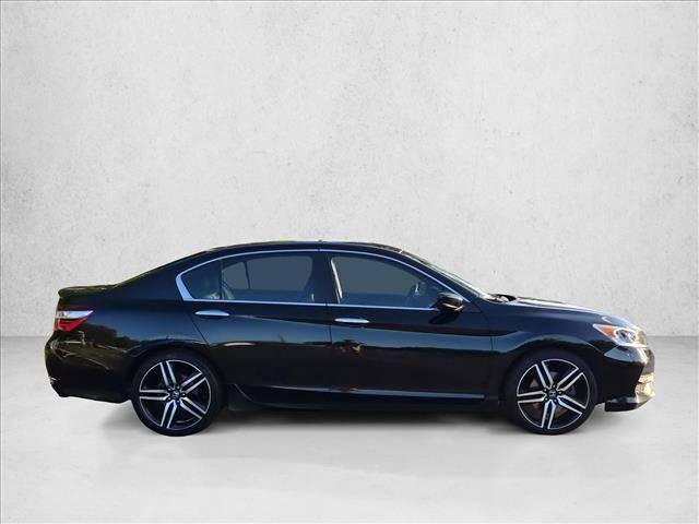 Used 2016 Honda Accord Sport image 4