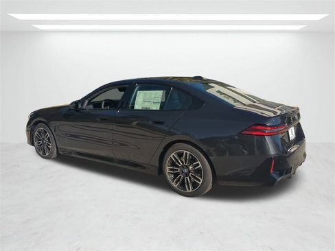 New 2026 BMW 530i 530i w/ M Sport Package image 6