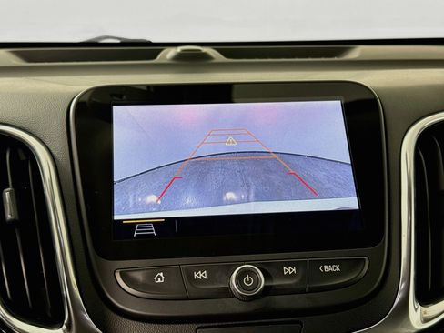 Used 2021 Chevrolet Equinox Premier FWD image 16