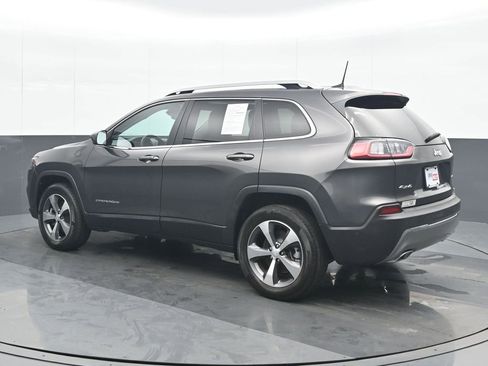 Used 2021 Jeep Cherokee Limited image 4