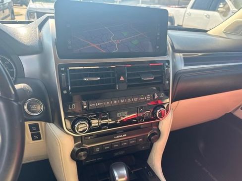 Used 2022 Lexus GX 460 Luxury w/ Off Road Package AWD/4WD image 8