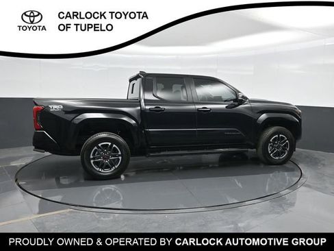Used 2024 Toyota Tacoma TRD Sport w/ TRD Sport Premium Package image 4