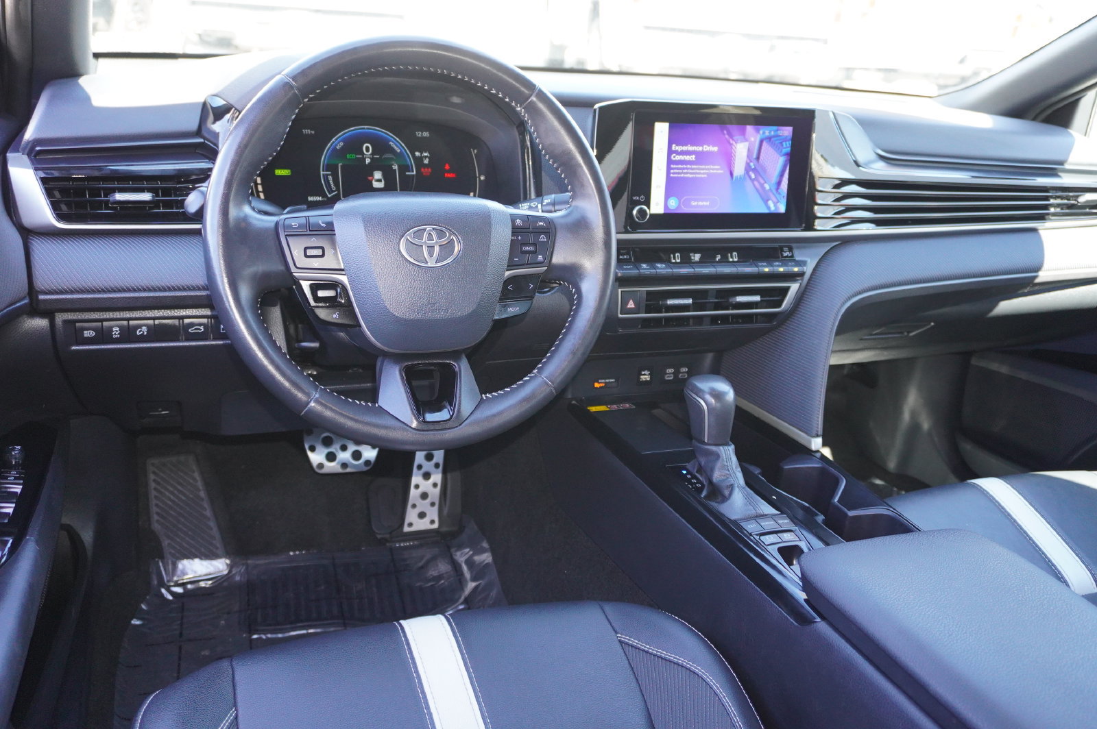 Certified 2025 Toyota Camry SE FWD image 10
