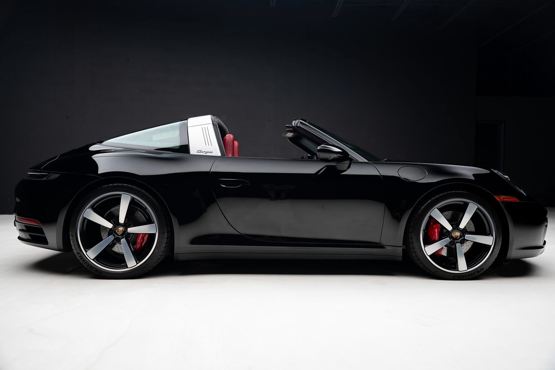 Used 2021 Porsche 911 Targa 4S AWD/4WD image 37