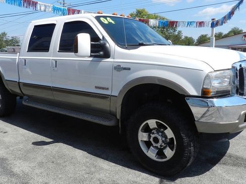Used 2004 Ford F250 Lariat AWD/4WD image 5