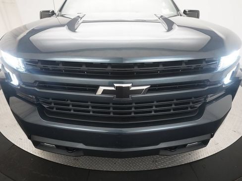 Used 2021 Chevrolet Silverado 1500 RST AWD/4WD image 5