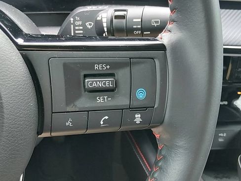 Certified 2025 Nissan Kicks SR FWD image 22