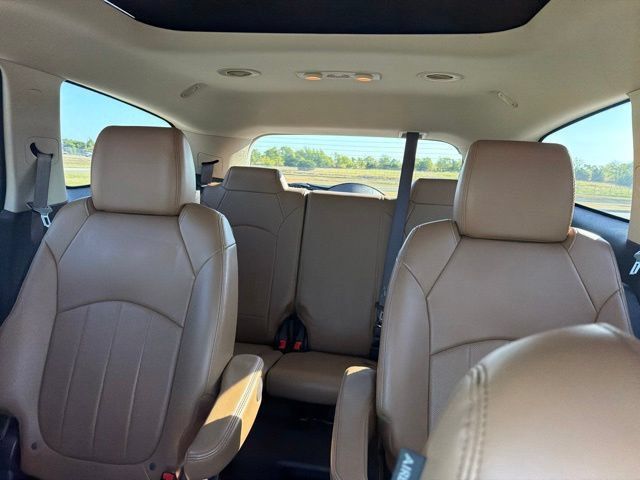 Used 2017 Buick Enclave Leather FWD image 16