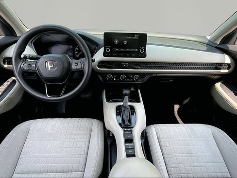 Used 2025 Honda HR-V LX image 7