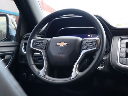 Used 2023 Chevrolet Suburban Premier image 54