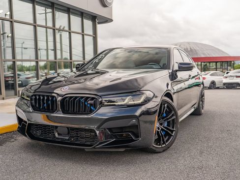 Used 2023 BMW M5 w/ Competition Package AWD/4WD image 2
