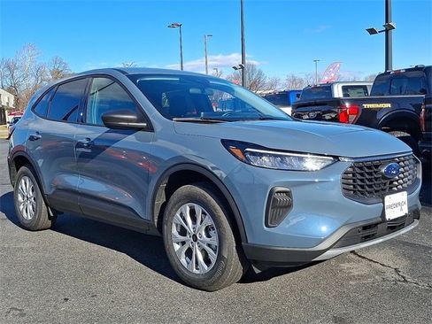 New 2026 Ford Escape Active w/ Cold Weather Package image 2