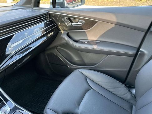 Certified 2025 Audi Q7 3.0T Premium Plus w/ Premium Plus Package image 34