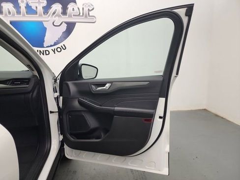 New 2025 Ford Escape Base w/ Class II Trailer Tow Package image 29