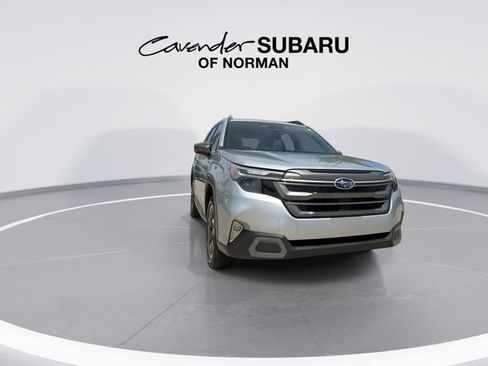 Used 2025 Subaru Forester Limited image 3