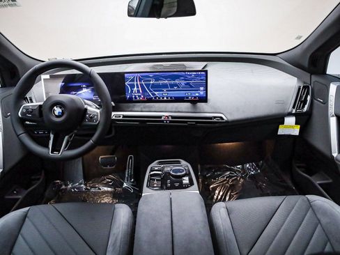 New 2026 BMW iX xDrive60 w/ M Sport Package image 13