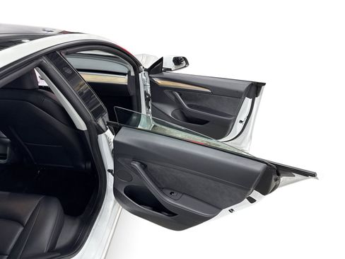 Certified 2023 Tesla Model 3 Standard Range RWD image 12