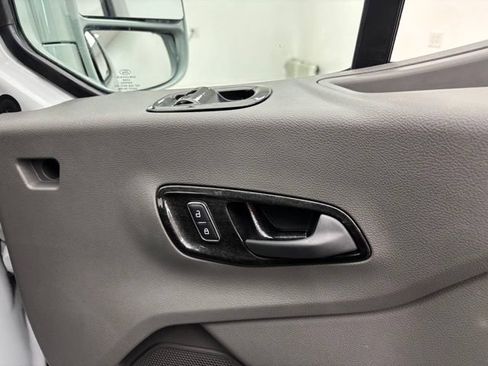 Used 2025 Ford Transit 150 Low Roof AWD image 23