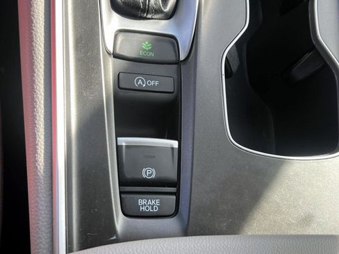Certified 2022 Honda Accord LX image 29