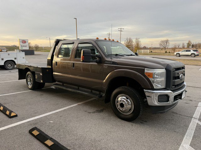 Used 2016 Ford F350 XL w/ Power Equipment Group AWD/4WD image 3