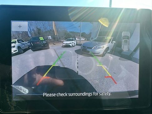 Used 2023 Ford Explorer Limited image 16