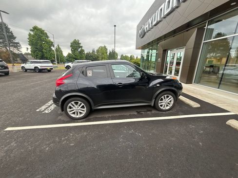 Used 2012 Nissan Juke SV AWD/4WD image 6