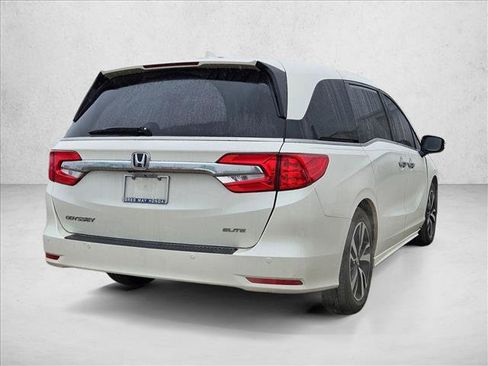 Used 2019 Honda Odyssey Elite image 5