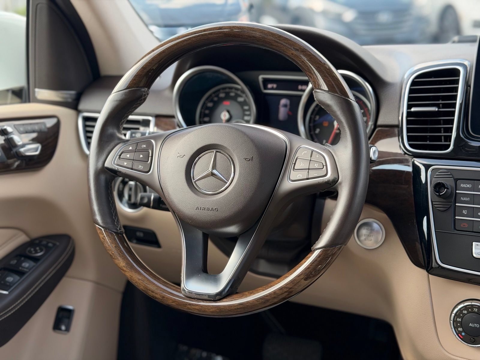 Used 2018 Mercedes-Benz GLE 350 image 39