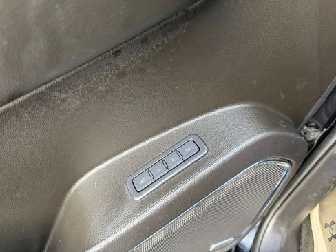 Used 2017 GMC Yukon Denali w/ Open Road Package image 32