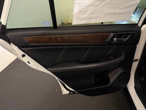 Used 2018 Subaru Outback 2.5i Limited image 24