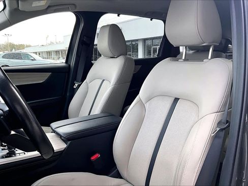 Used 2024 MAZDA CX-90 3.3 Turbo w/ Preferred Package image 8