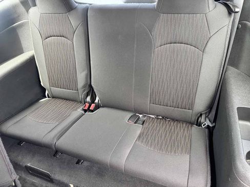 Used 2015 Chevrolet Traverse LT w/ Traveler's Package AWD/4WD image 30