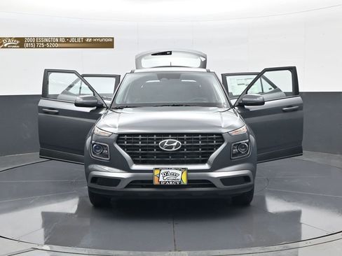 New 2026 Hyundai Venue SE FWD image 31