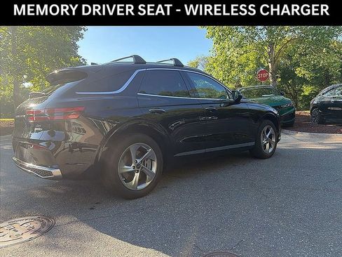 Certified 2026 Genesis GV70 2.5T Select AWD/4WD image 4