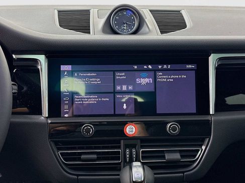 New 2026 Porsche Macan AWD/4WD image 17