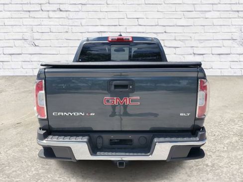 Used 2017 GMC Canyon SLT w/ Driver Alert Package RWD image 3