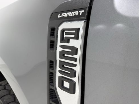 Used 2023 Ford F250 Lariat w/ Lariat Ultimate Package image 10
