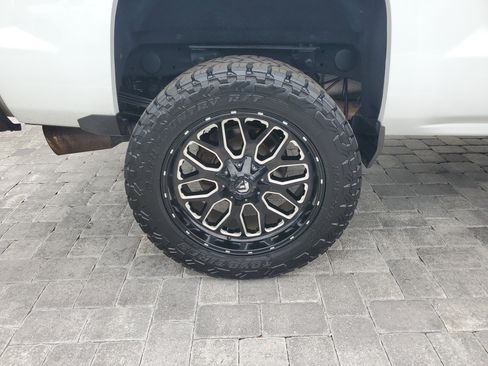 Used 2019 Chevrolet Silverado 2500 LTZ w/ Duramax Plus Package image 7