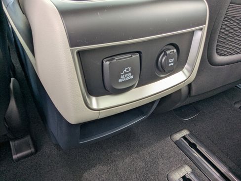 New 2026 Kia Carnival SX Prestige FWD image 19