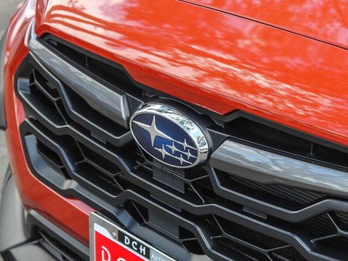 New 2025 Subaru Crosstrek 2.5i Premium image 9